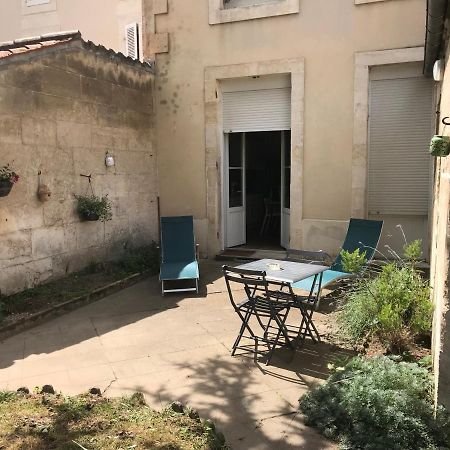 -Le Petit Rochelais- Centre Ville, Stationnement, Netflix - Ideal Couples, Familles, Business Ниор Екстериор снимка