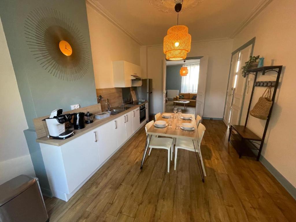 -Le Petit Rochelais- Centre Ville, Stationnement, Netflix - Ideal Couples, Familles, Business Ниор Екстериор снимка