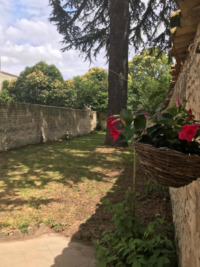 -Le Petit Rochelais- Centre Ville, Stationnement, Netflix - Ideal Couples, Familles, Business Ниор Екстериор снимка